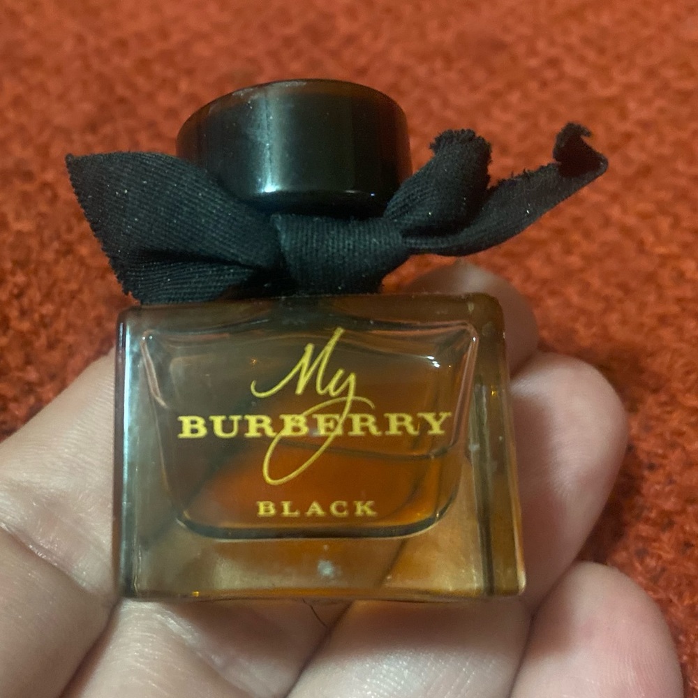 My Burberry black mini perfume bottle full .16 oz NIB